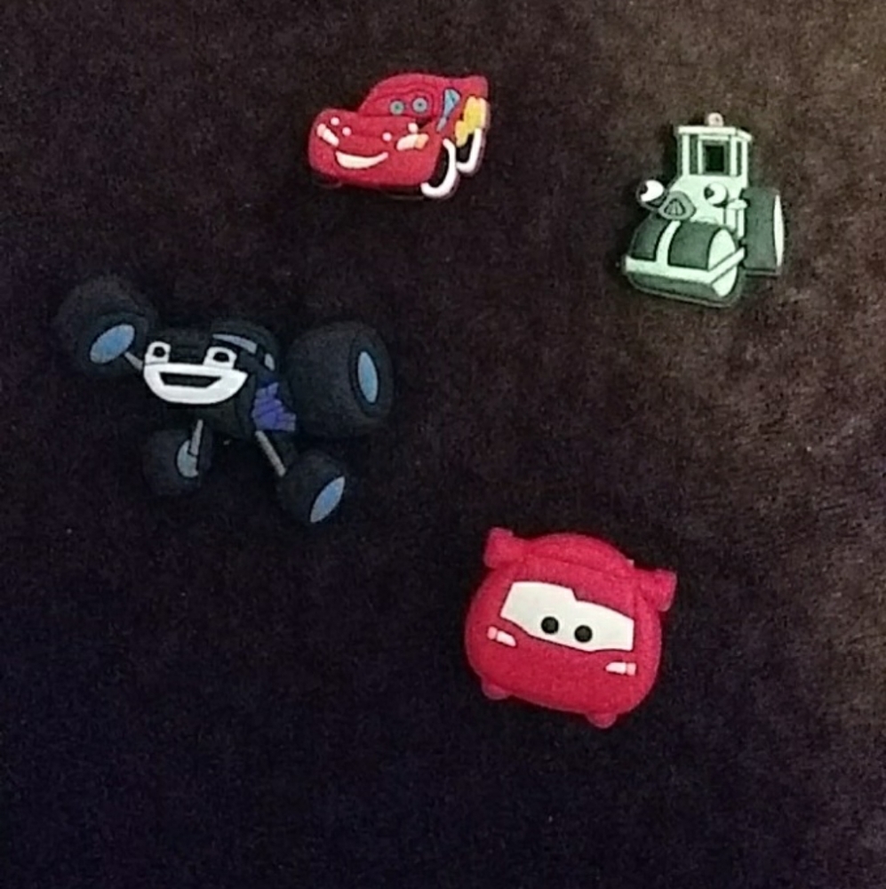 Croc fidgets
